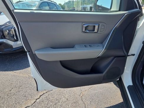New 2027 Kia Seltos LX AWD/4WD image 22