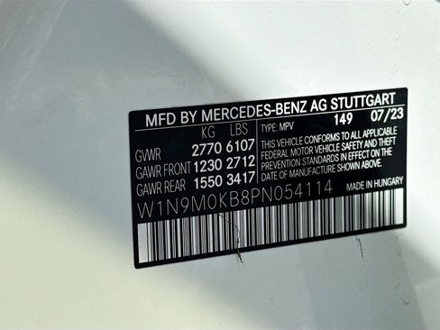 Used 2023 Mercedes-Benz EQB 300 4MATIC image 35