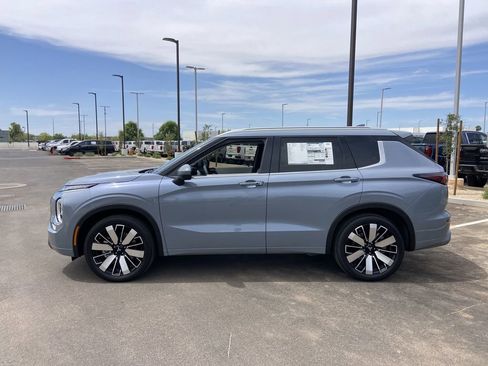 New 2026 Mitsubishi Outlander SEL FWD image 4