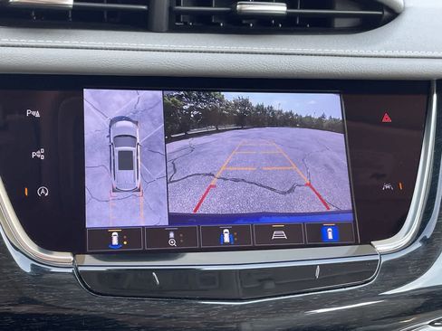 Used 2023 Cadillac XT6 Premium Luxury w/ Technology Package AWD/4WD image 31