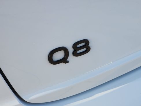 Used 2026 Audi Q8 Premium Plus AWD/4WD image 11