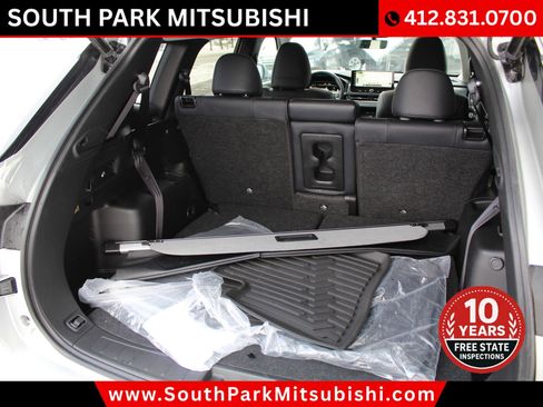 Used 2025 Mitsubishi Outlander SEL image 28
