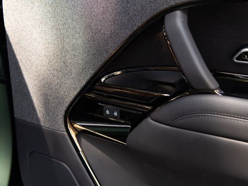 Used 2025 Land Rover Range Rover Sport Dynamic SE AWD/4WD image 56