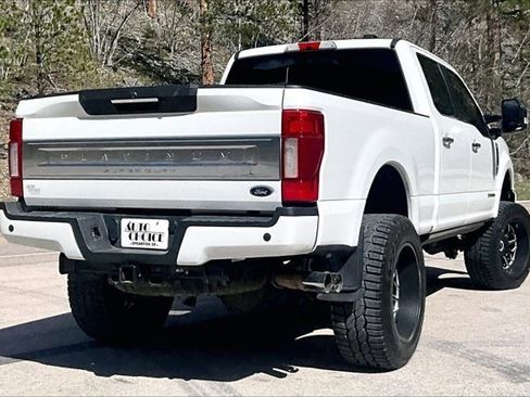 Used 2022 Ford F350 Platinum AWD/4WD image 5