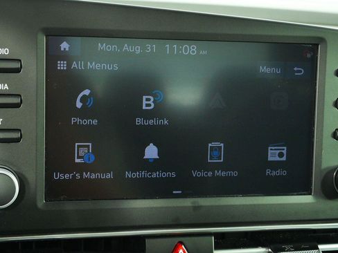 Used 2023 Hyundai Elantra SEL w/ Cargo Package FWD image 18