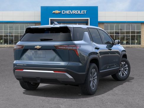 New 2026 Chevrolet Equinox LT w/ Convenience Package II AWD/4WD image 4