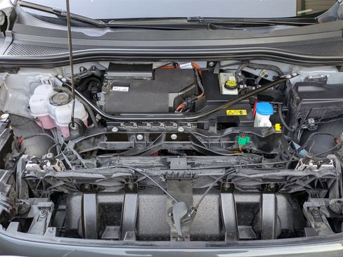 Used 2023 Audi Q4 e-tron Premium w/ Convenience Package image 23