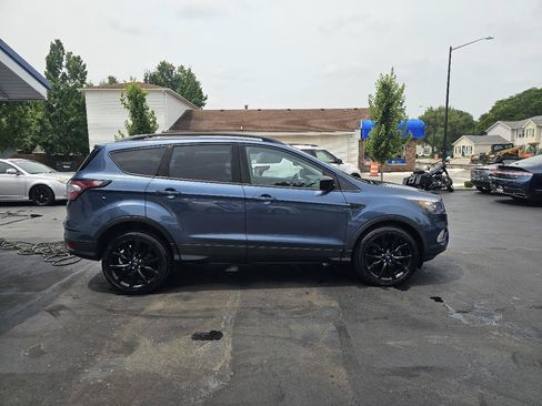 Used 2018 Ford Escape SE w/ SE Sport Appearance Package FWD image 13