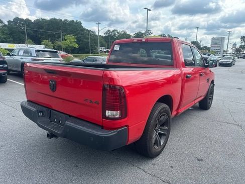 Used 2024 RAM 1500 Warlock AWD/4WD image 3