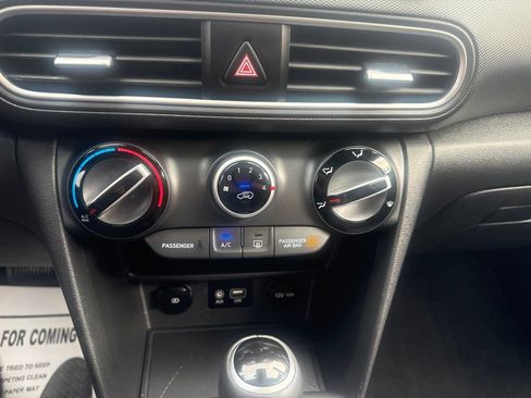 Used 2019 Hyundai Kona SEL w/ SEL Tech Package 02 AWD/4WD image 26