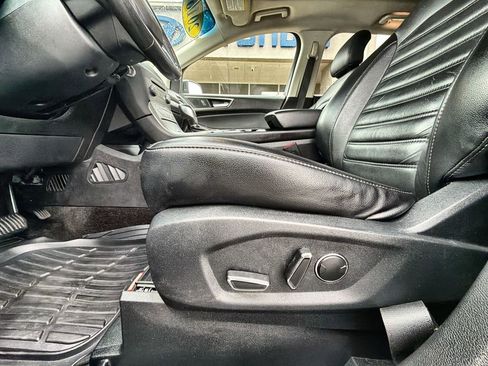 Used 2016 Ford Edge SEL w/ Equipment Group 201A AWD/4WD image 14