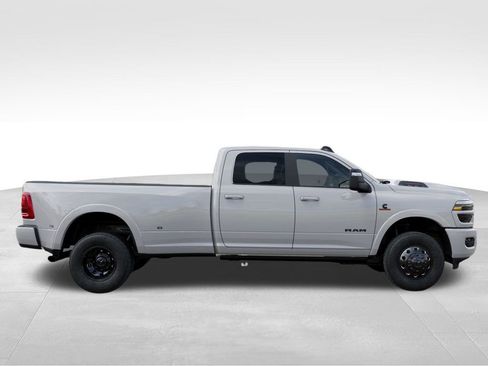 New 2026 RAM 3500 Limited image 21