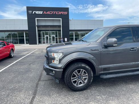 Used 2017 Ford F150 Lariat w/ Equipment Group 502A Luxury AWD/4WD image 14