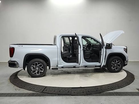 New 2026 GMC Sierra 1500 SLT w/ SLT Premium Plus Package AWD/4WD image 16