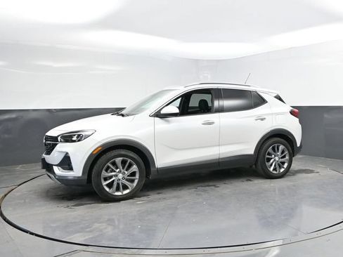 Used 2023 Buick Encore GX Essence w/ Experience Buick Package FWD image 9