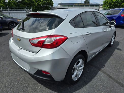 Used 2019 Chevrolet Cruze LS FWD image 5