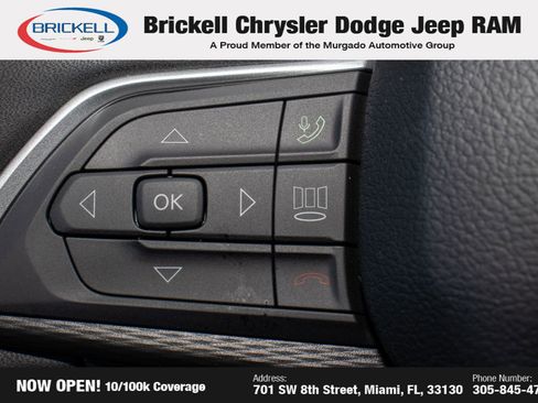 Used 2025 Jeep Grand Cherokee L Laredo image 28