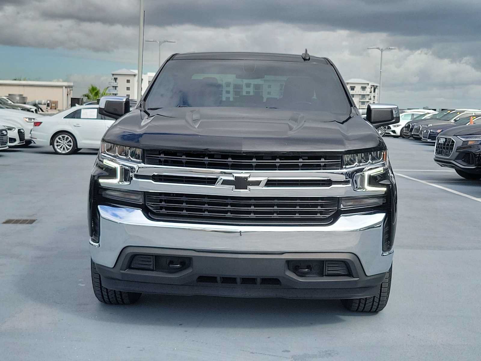 Used 2022 Chevrolet Silverado 1500 LT AWD/4WD image 9