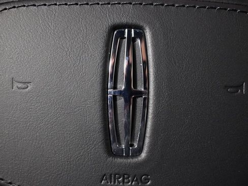 New 2026 Lincoln Nautilus Reserve w/ Jet Appearance Package image 35