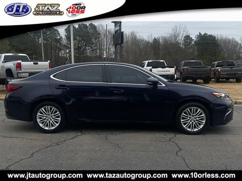 Used 2016 Lexus ES 350 w/ Premium Package w/Wood Trim FWD image 8
