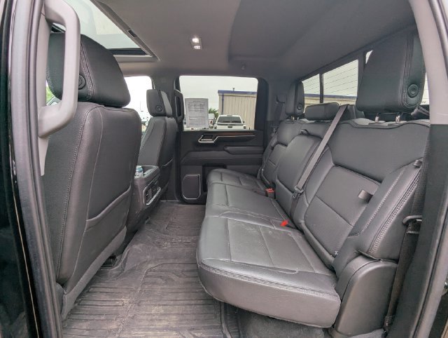 Used 2024 GMC Sierra 2500 Denali w/ Denali Reserve Package AWD/4WD image 9