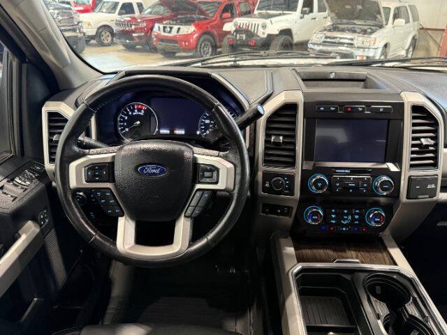 Used 2020 Ford F350 Lariat w/ Chrome Package AWD/4WD image 16