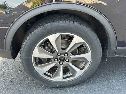 Used 2024 Ford Escape Platinum AWD/4WD image 9