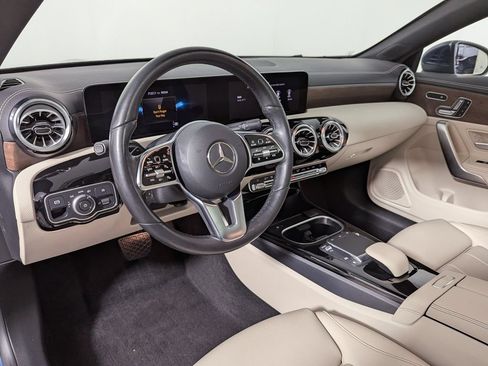 Used 2023 Mercedes-Benz CLA 250 4MATIC image 15