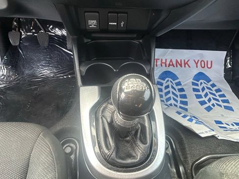 Used 2015 Honda Fit EX image 16