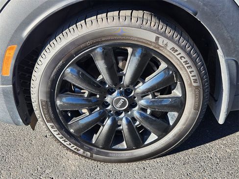 Used 2019 MINI Cooper Countryman SE w/ Premium Package image 19