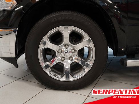 Used 2017 RAM 1500 Laramie w/ Convenience Group image 14