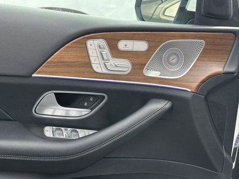 Used 2023 Mercedes-Benz GLE 350 4MATIC image 11