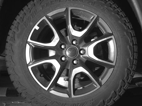 Used 2025 Jeep Compass Trailhawk AWD/4WD image 15