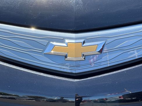 Used 2017 Chevrolet Bolt LT FWD image 43