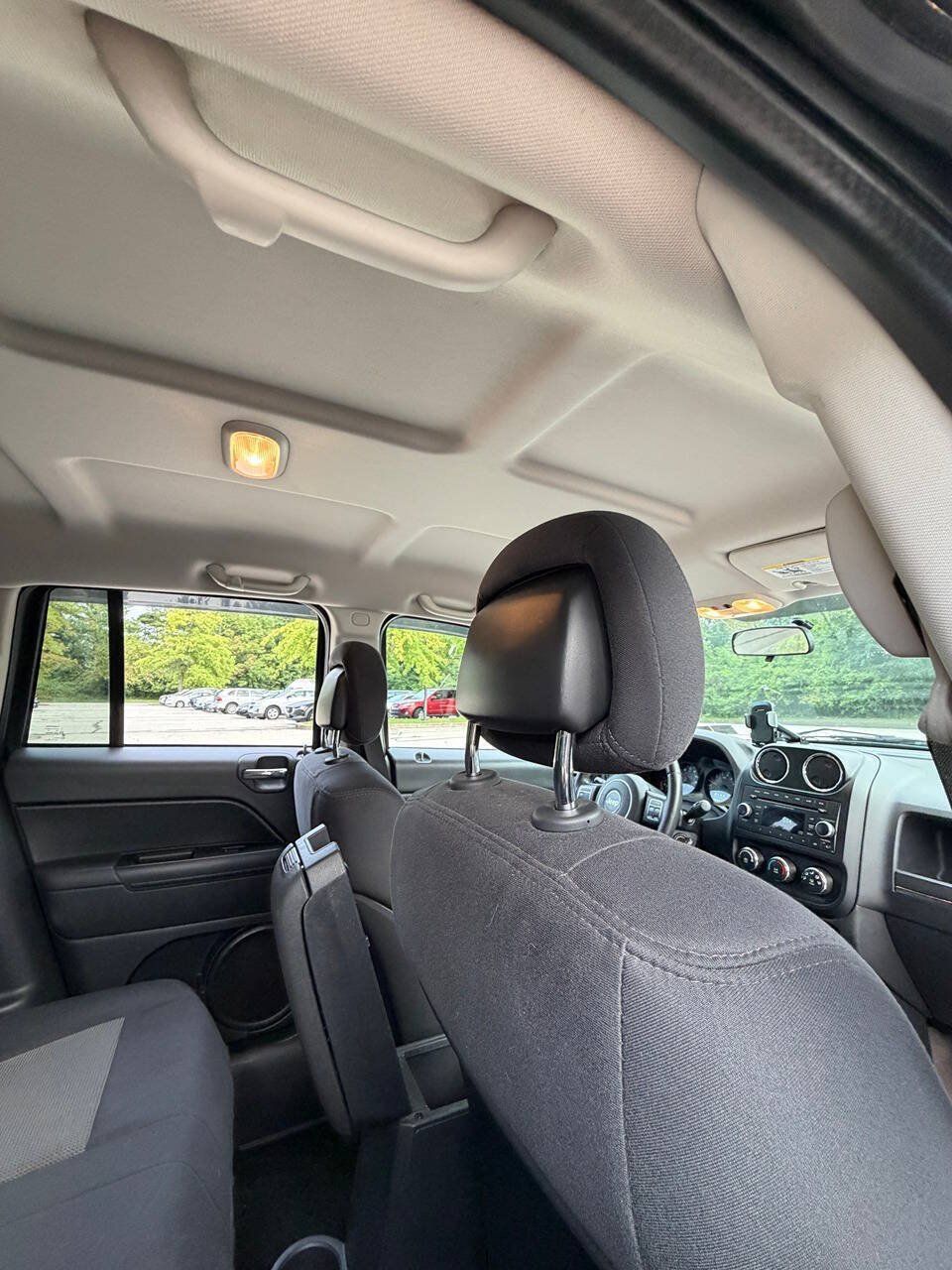 Used 2013 Jeep Compass Latitude AWD/4WD image 44