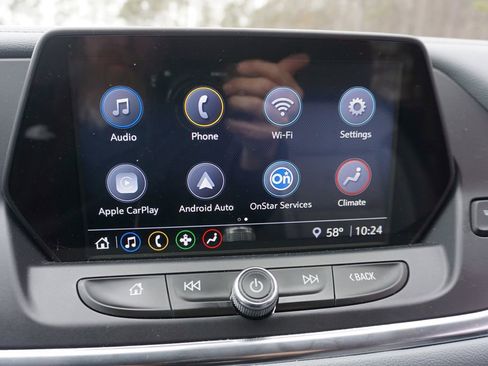 Used 2022 Chevrolet Blazer LT w/ Midnight/Sport Edition image 11