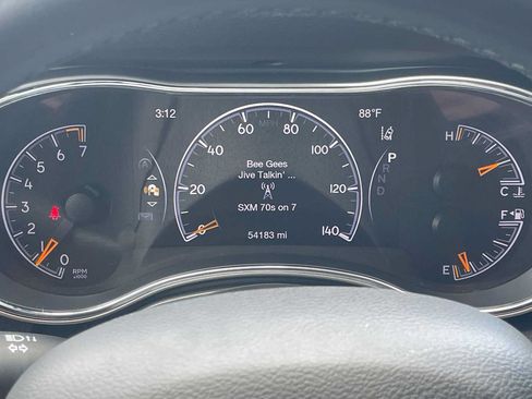 Used 2021 Jeep Grand Cherokee Limited w/ Quick Order Package 28K 80th AWD/4WD image 18