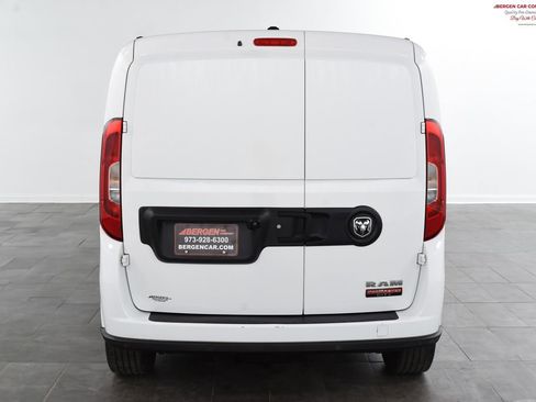 Used 2018 RAM ProMaster City Tradesman SLT image 10