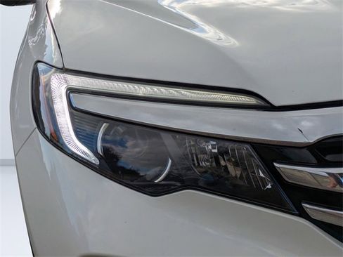 Used 2017 Honda Pilot Elite image 9