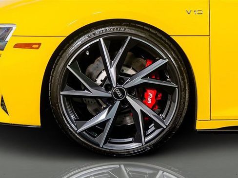 Used 2023 Audi R8 V10 performance image 24