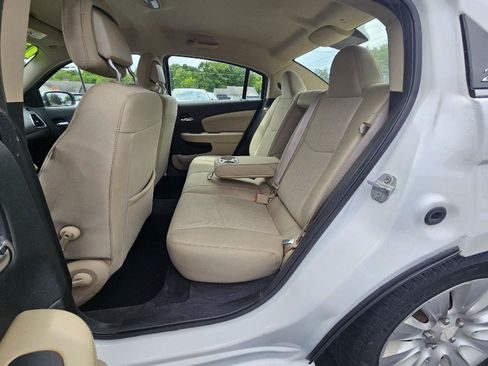 Used 2013 Chrysler 200 LX FWD image 13