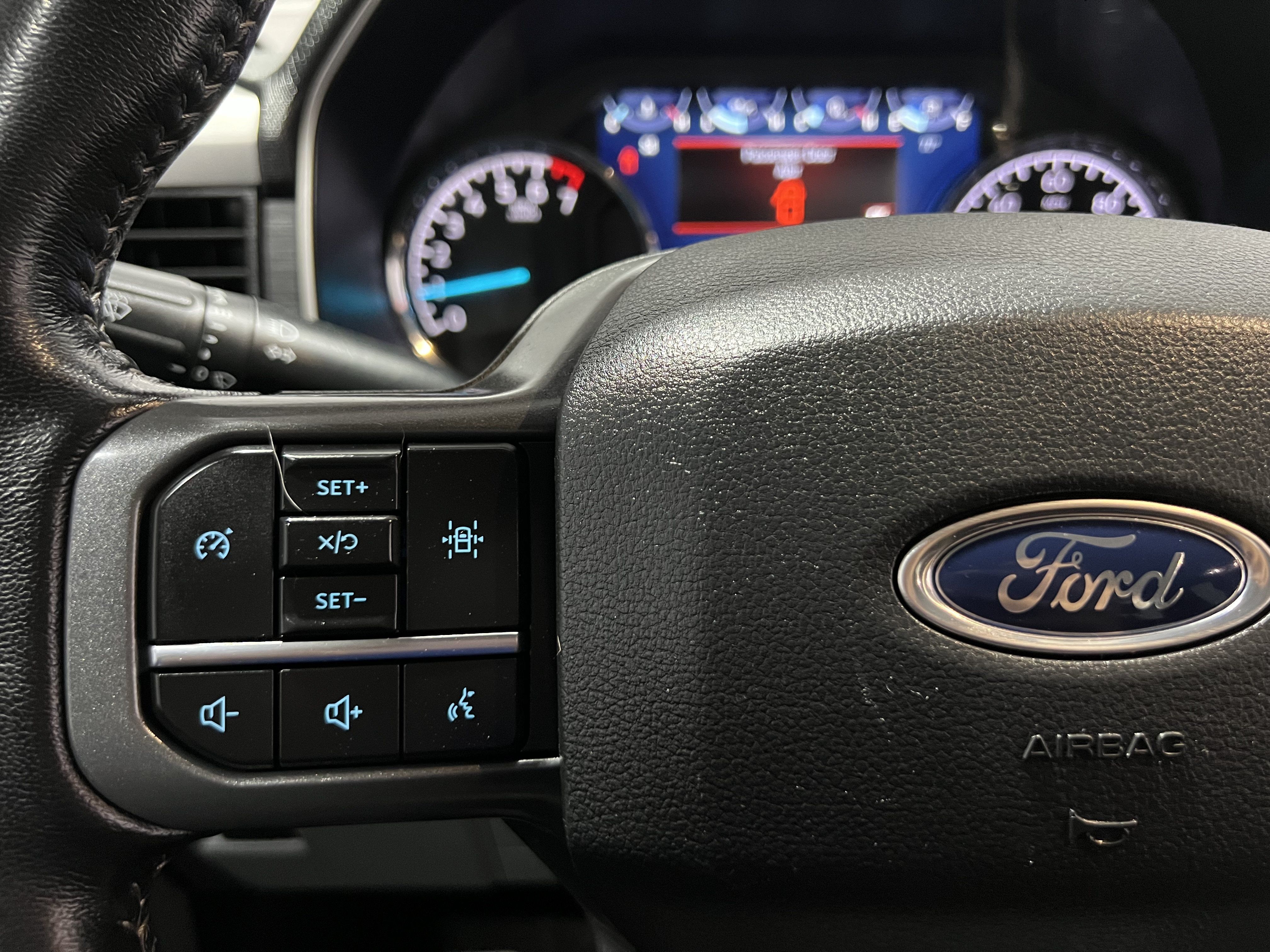 Used 2022 Ford F150 XLT w/ Equipment Group 301A Mid AWD/4WD image 13