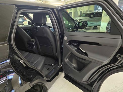 New 2026 Land Rover Range Rover Evoque Dynamic SE image 14