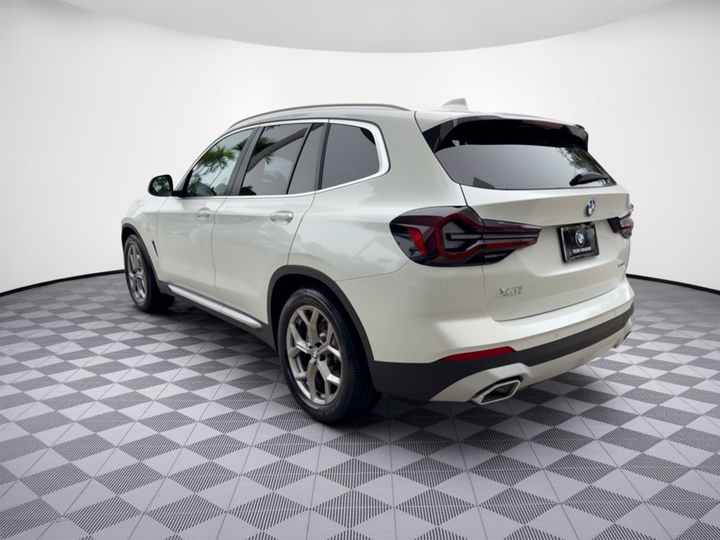 Used 2022 BMW X3 xDrive30i w/ Convenience Package AWD/4WD image 3