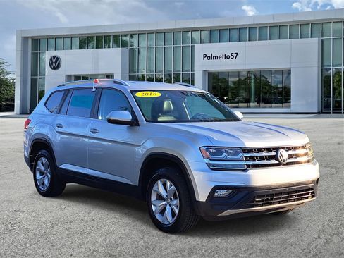Used 2018 Volkswagen Atlas SE image 3