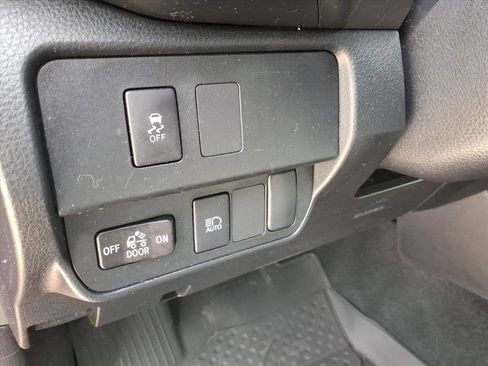 Certified 2023 Toyota Tacoma SR image 16