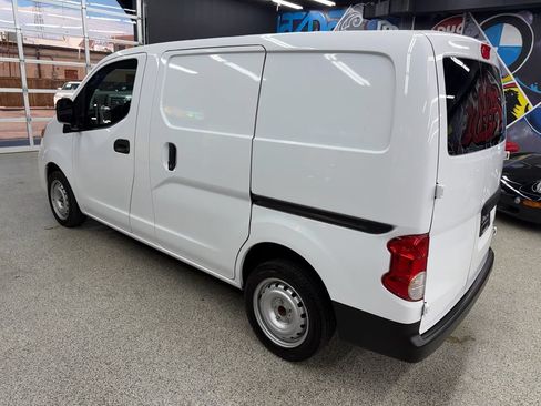 Used 2021 Nissan NV200 S w/ Back Door Glass Package FWD image 3
