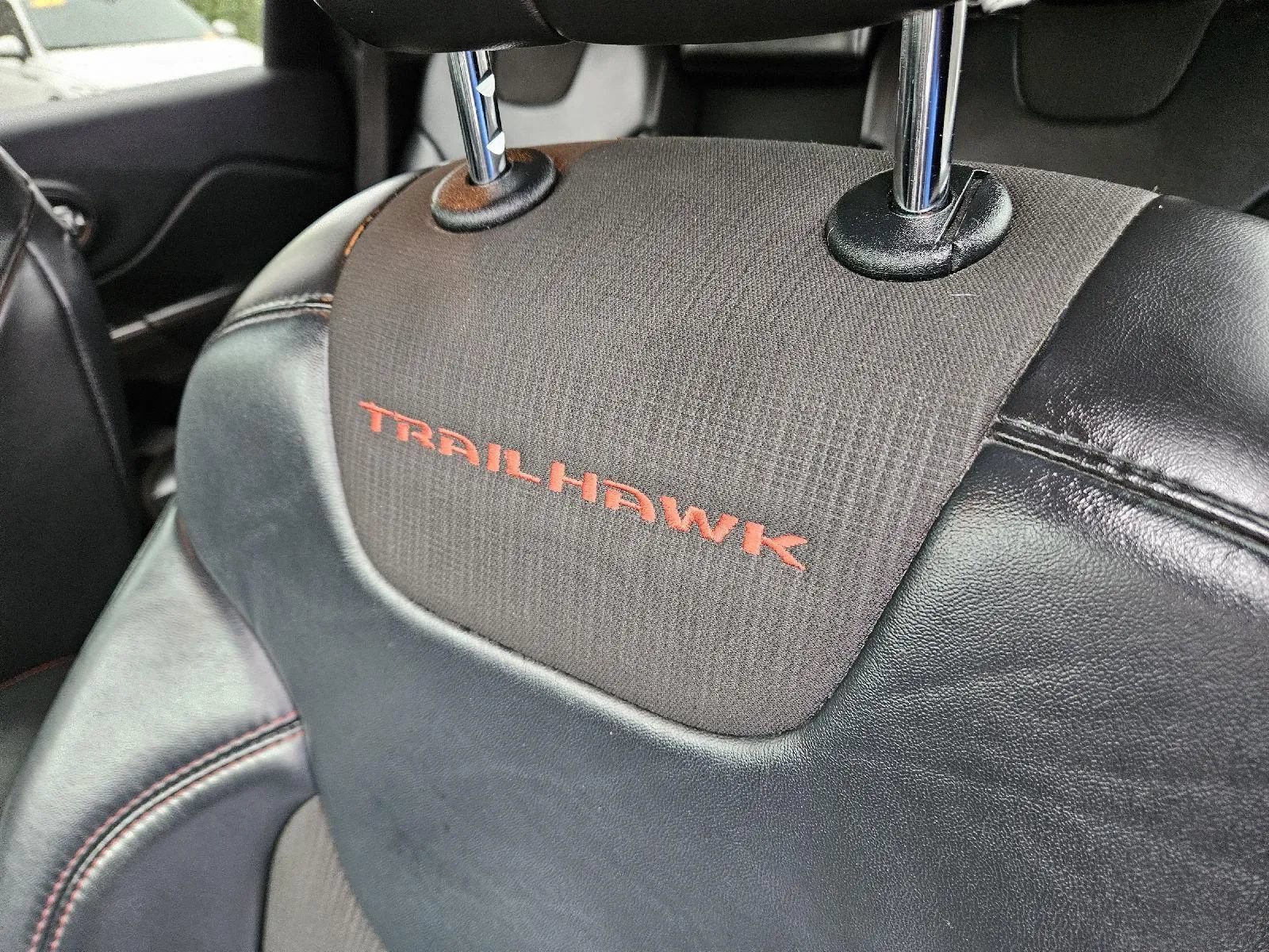 Used 2017 Jeep Cherokee Trailhawk w/ Trailer Tow Group AWD/4WD image 22