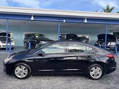 Used 2019 Hyundai Elantra SEL FWD image 2
