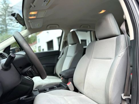 Used 2016 Honda CR-V LX image 21
